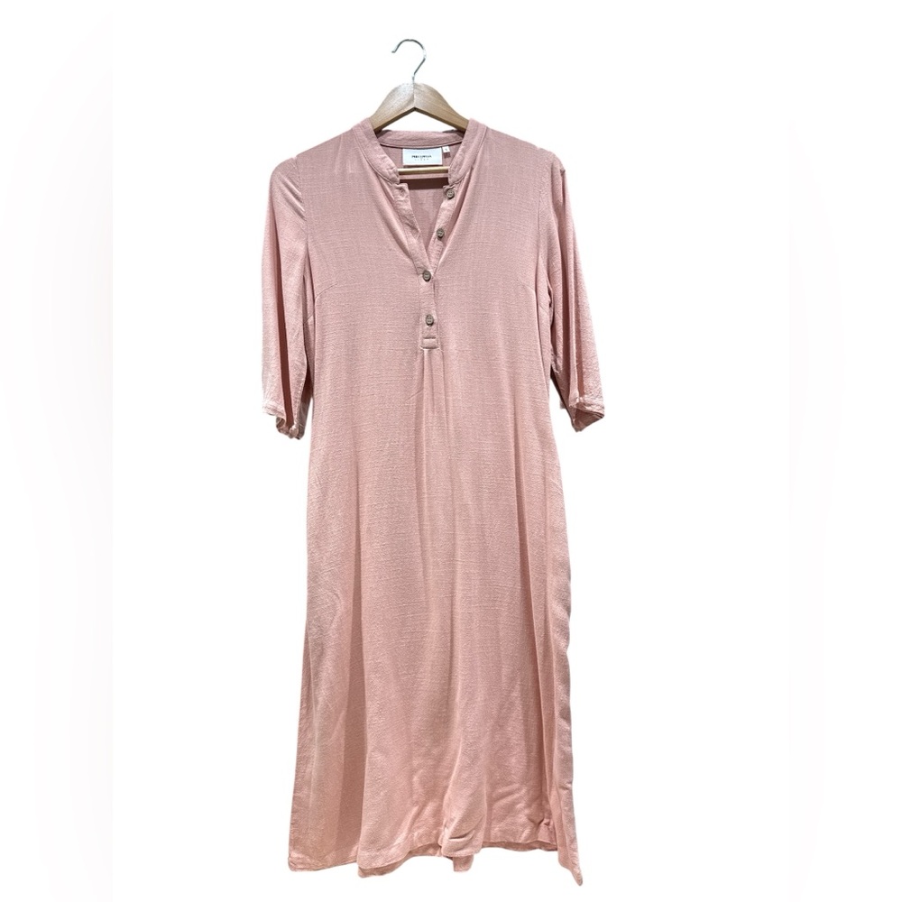 Bnwot Blush Midi Dress with Button Detail